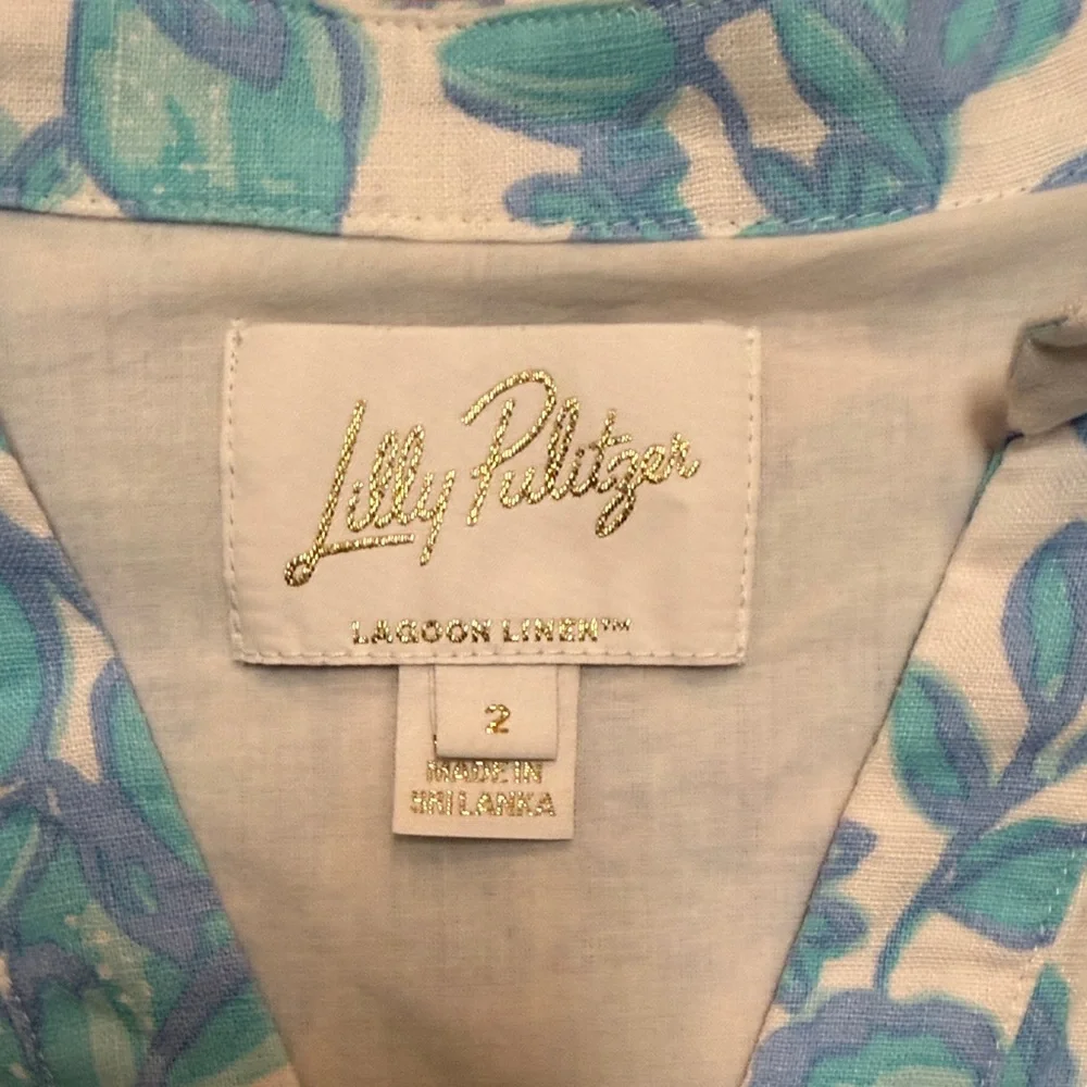 Lilly Pulitzer Blue and White Patterned linen Dress - Picture 2 of 7